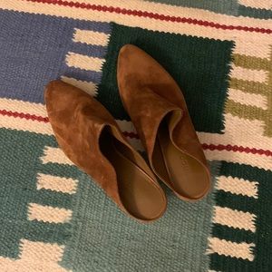 Vince Vigo Mules in Cedar Suede 8